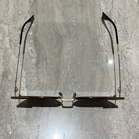 Fendi Sunglasses - Picture 3 of 5
